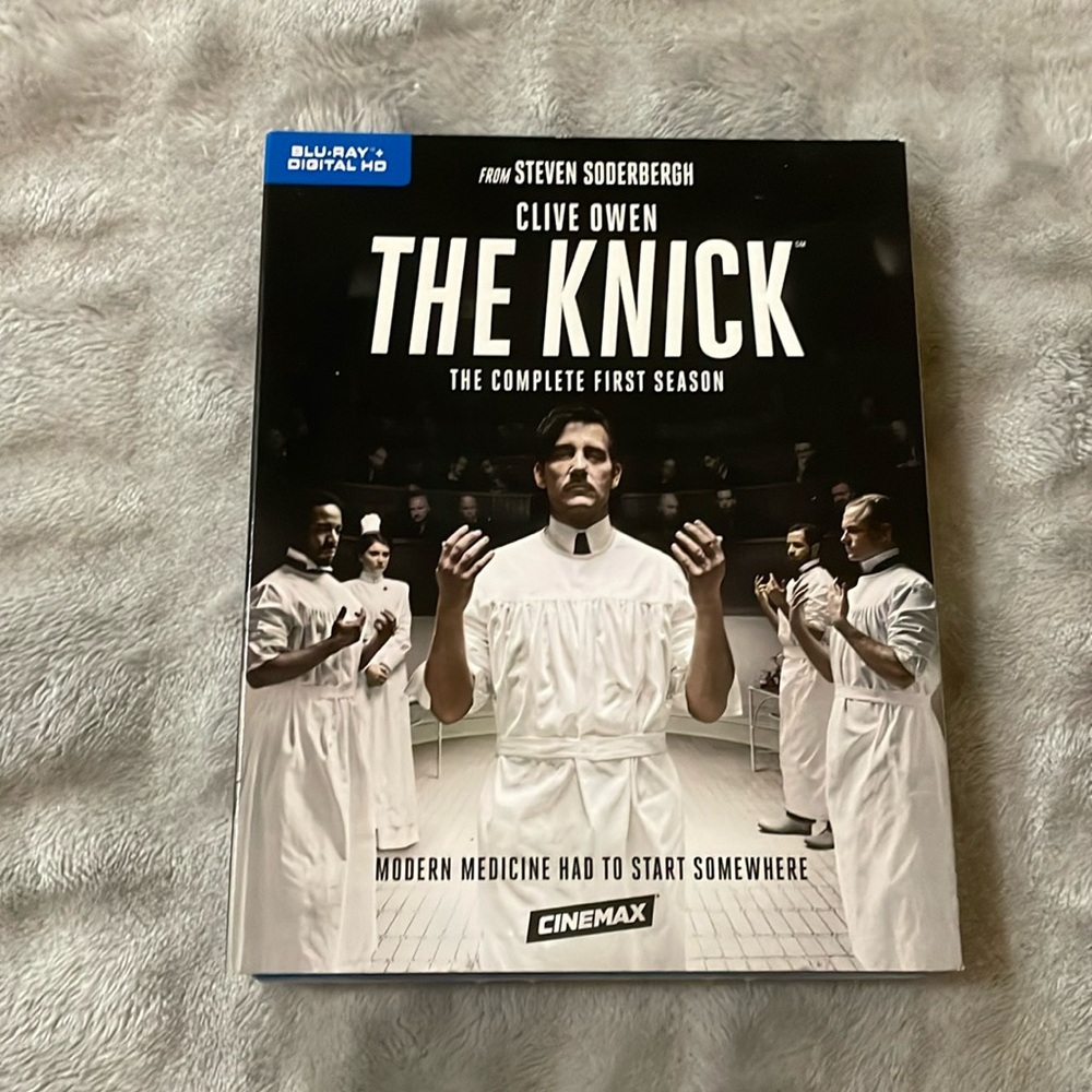 The Knick: The Complete First Season [Blu-ray] with Digital HD.